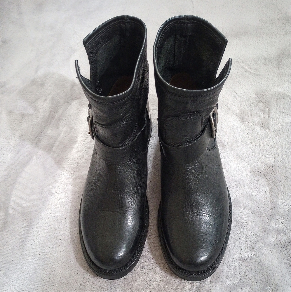 Women's Frye Black Veronica Flex Ankle Boot Booties 8.5 - Picture 4 of 10